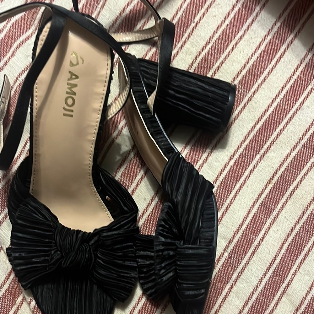 AMOJI Black Heels with Pleated Bow and Peep-Toe Design wore once- too big for me